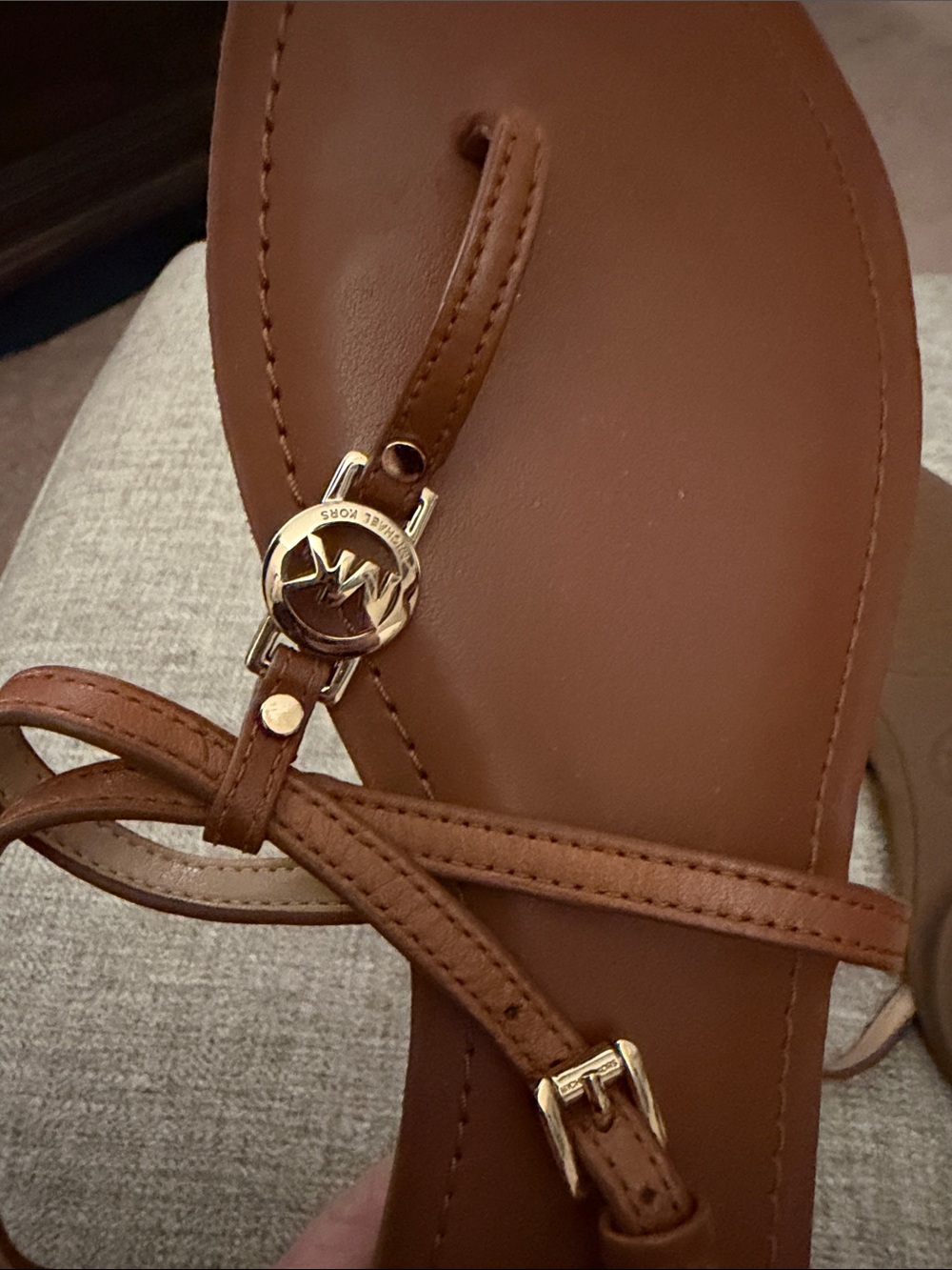 Michael Kors Tan Leather T-Strap Logo Sandals - Picture 3 of 5